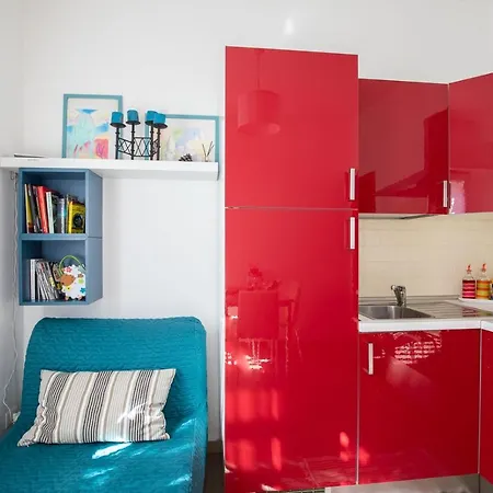 Bilocale Con Giardino A 200mt Dal Mare - Homeunity דירה