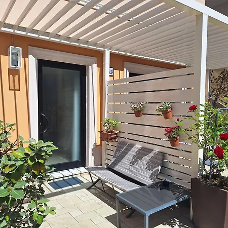 Bilocale Con Giardino A 200mt Dal Mare - Homeunity דירה