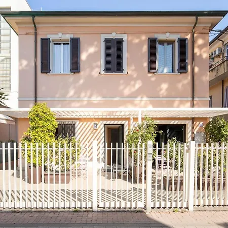 Bilocale Con Giardino A 200mt Dal Mare - Homeunity