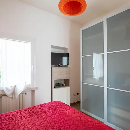 Bilocale Con Giardino A 200mt Dal Mare - Homeunity 아파트 리미니