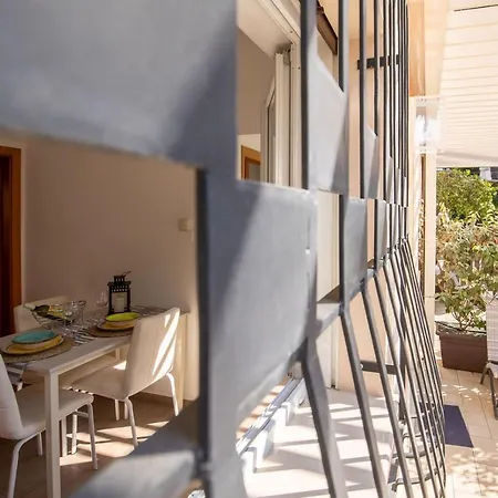 Bilocale Con Giardino A 200mt Dal Mare - Homeunity Lejlighed Rimini