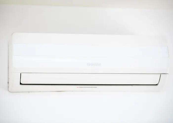 Bilocale Con Giardino A 200mt Dal Mare - Homeunity Apartament