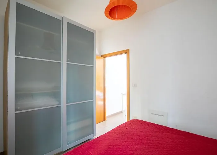 Apartamento Bilocale Con Giardino A 200mt Dal Mare - Homeunity *