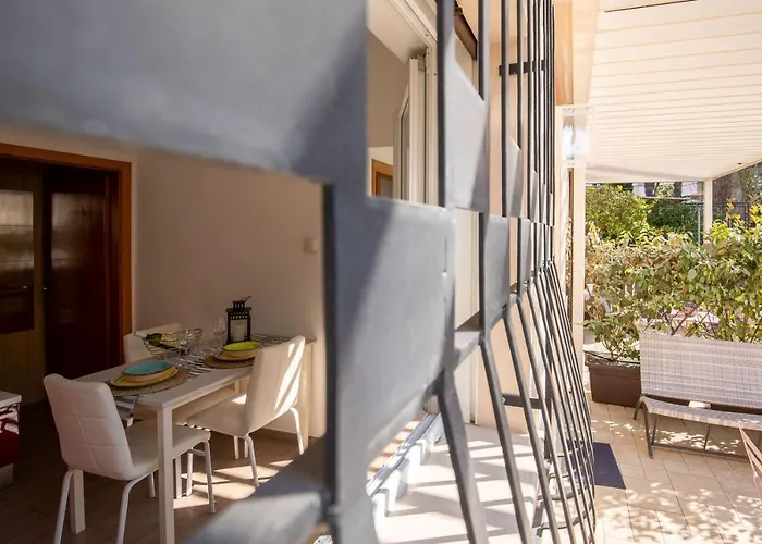 Bilocale Con Giardino A 200mt Dal Mare - Homeunity Apartament Rimini