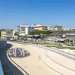 Bilocale Con Giardino A 200mt Dal Mare - Homeunity Rímini